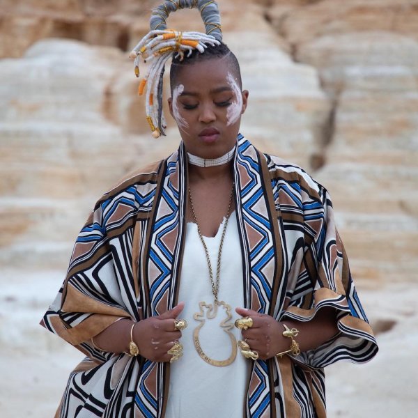 A Symphony of Sound and Canvas: Msaki, Elaine, and Soweto Gospel Choir Headline 40 Years of Absa L’Atelier
